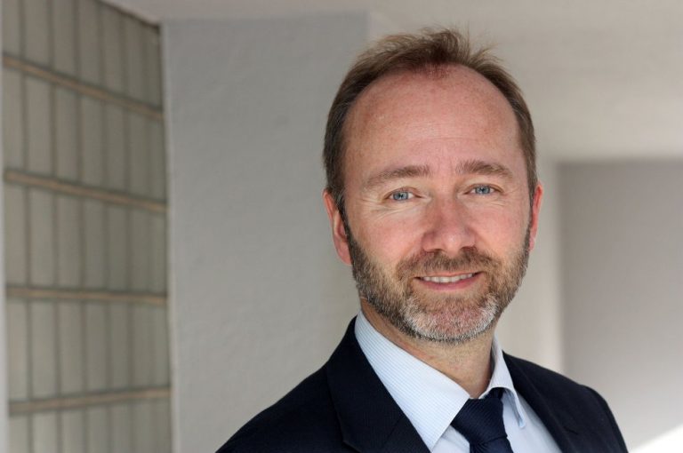 Giske utfordrer Aspaker