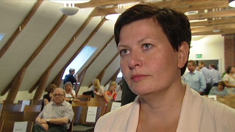 Pedersen forsvarer Aspaker