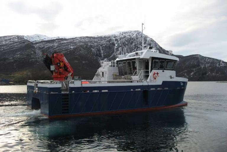 Bremnes Seashore kontraherer tre katamaraner