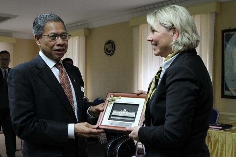 Skal selge fisk i Malaysia