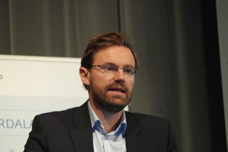 Får stryk av analytikerkorpset