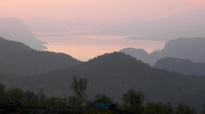 Jøsenfjorden fra Jørmelandsheia. foto Trygve Poppe