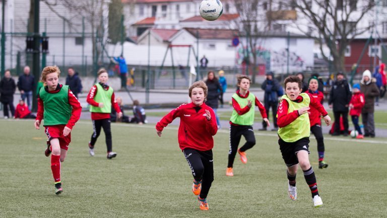 Kombinerer fotball og sjømat