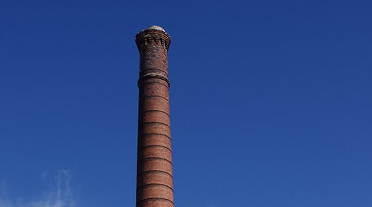 BioMar setter luktfilter på fabrikkskorstein