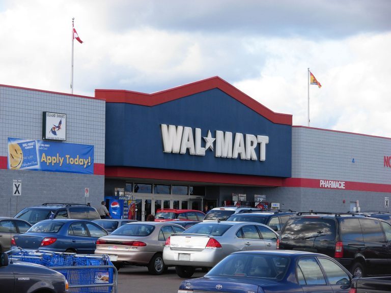 Walmart strammer inn