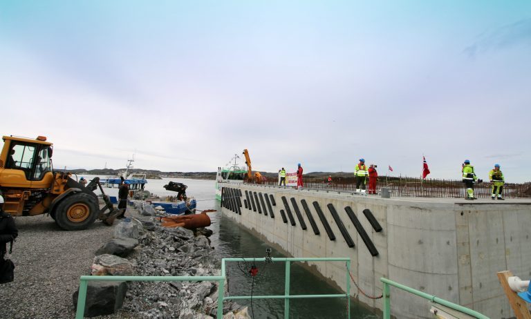 Her sjøsettes verdens største havbruksplattform