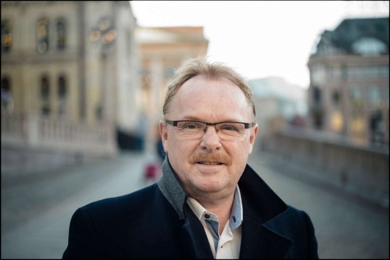 Per Sandberg varsler oppgjør med &laquo;mørke motkrefter&raquo;