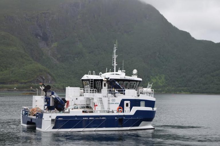 Ny servicebåt til Folden Akva