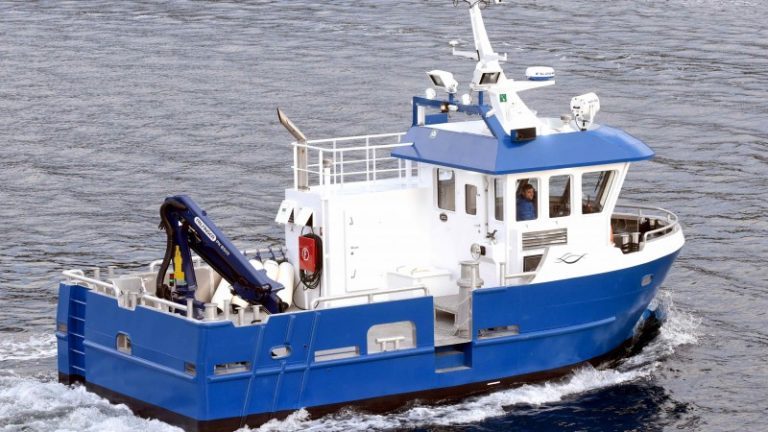 Ny arbeidsbåt til AquaGen