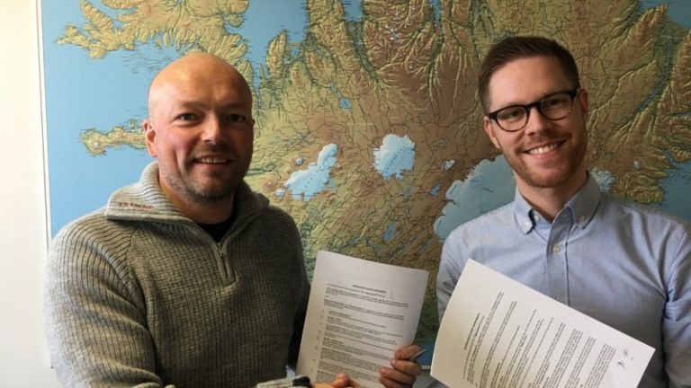Venter mer enn tjuedobling av lakseproduksjonen de neste tolv årene – satser stort