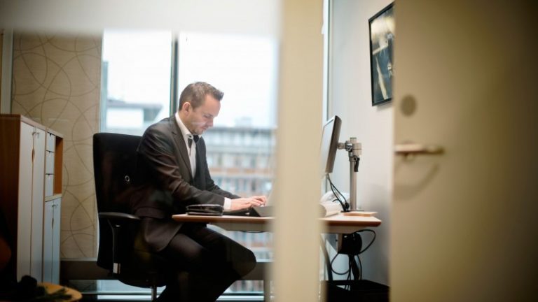 – Det vil bære galt av sted hvis vi regulerer en enkeltnæring strengere enn alle andre