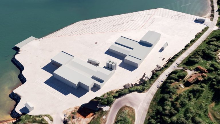 Satser knallhardt på Helgeland Plast