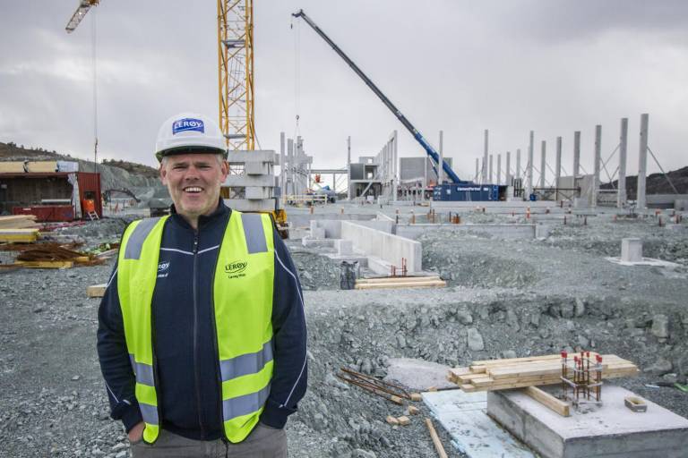 Slutter ved nyfabrikken for å gå over til konkurrenten