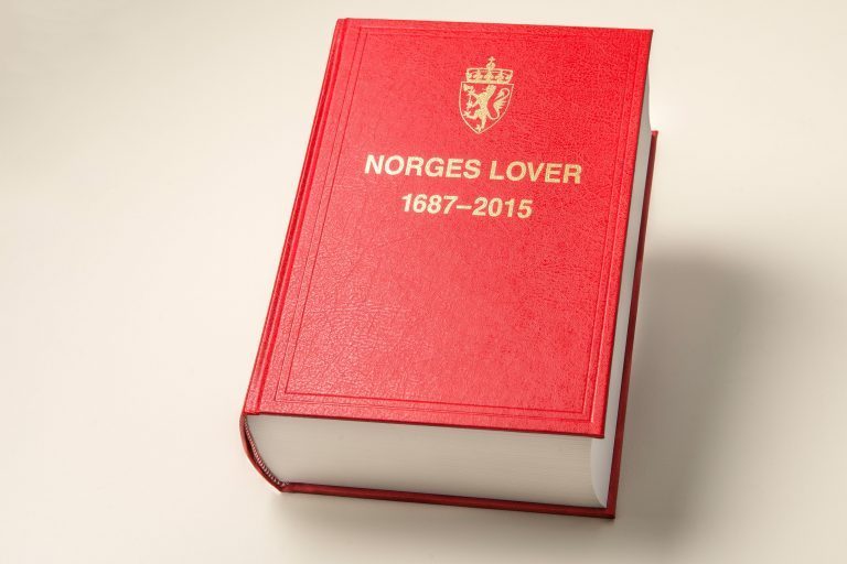 Opplyste ikke NAV om at han jobbet 1.180 timer for to oppdrettsselskaper – tiltalt for grovt bedrageri