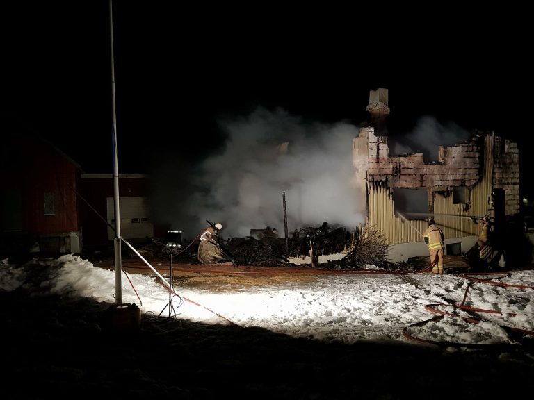 SalMar-ansatt reddet eldre kvinne i branndrama på Senja