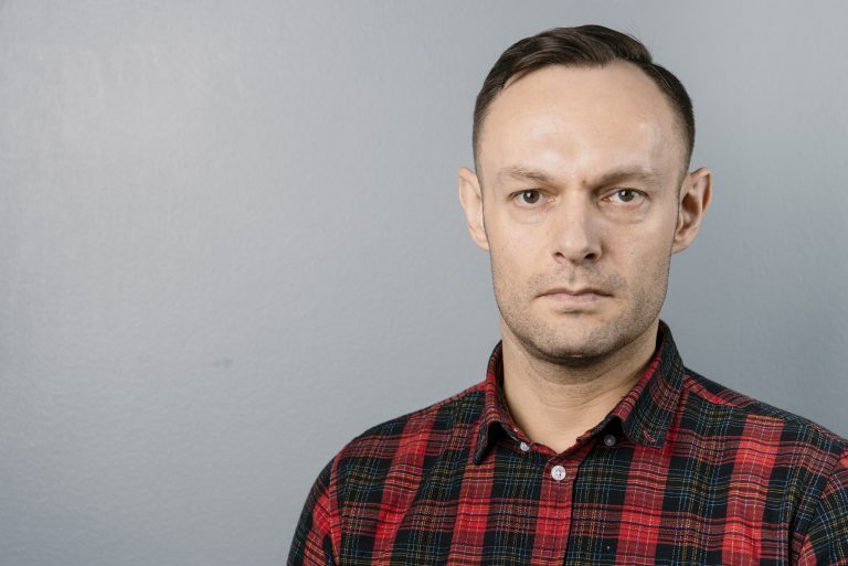 Raser etter manglende flertall for produksjonsavgift: – Et svik mot kysten
