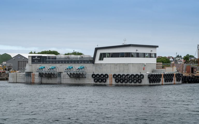 Steinsvik har levert 250 flåter, men dette er den første betongflåten