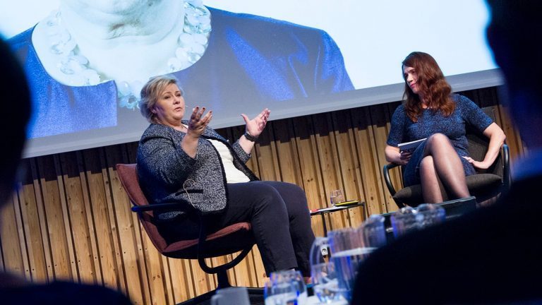 Erna Solberg: Rene hav er god økonomi