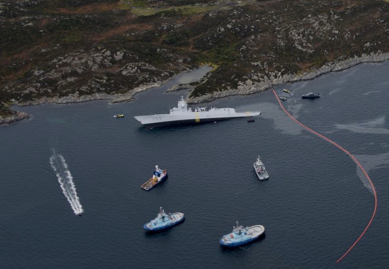 Fregatt-ulykken: Forsvarsdepartementet avviser erstatningskrav fra Blom Fiskeoppdrett