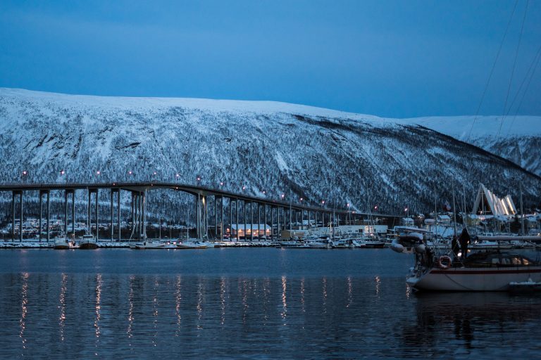 Sjurelv Fiskeoppdrett er Tromsøs eneste lokaleide lakseoppdretter: – Lukkede anlegg betyr slutten for oss