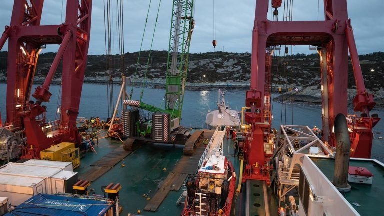 Nå heves KNM &laquo;Helge Ingstad&raquo;