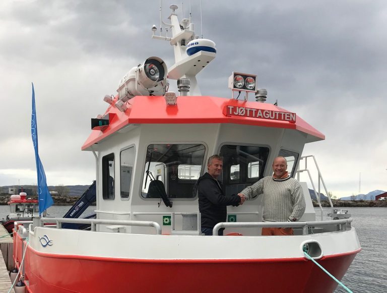 &laquo;Tjøttagutten&raquo; overlevert til Nova Sea