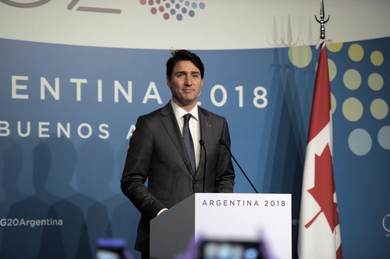 Canadas statsminister vil ha slutt på lakseoppdrett i åpne merder i British Columbia innen 2025
