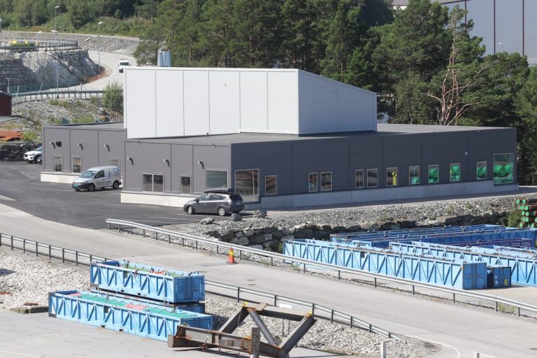 Eurofins og Havlandet Forskningslaboratorium inngår avtale og utvikler kompetansesenter for Havbruk