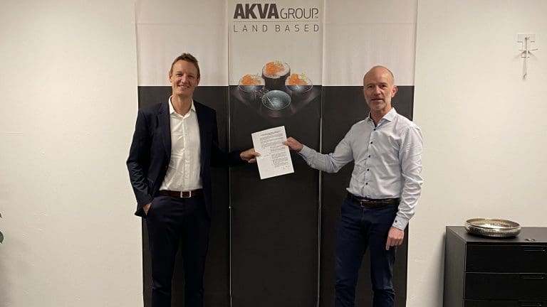 AKVA group og Vikings skal samarbeide om landbaserte lakseprosjekter i Midtøsten