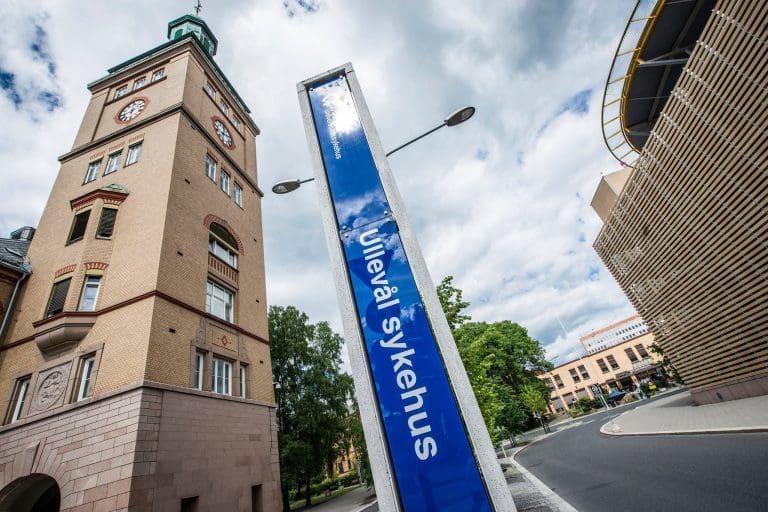 – Tilstanden til mannen som falt over bord fra brønnbåten er god