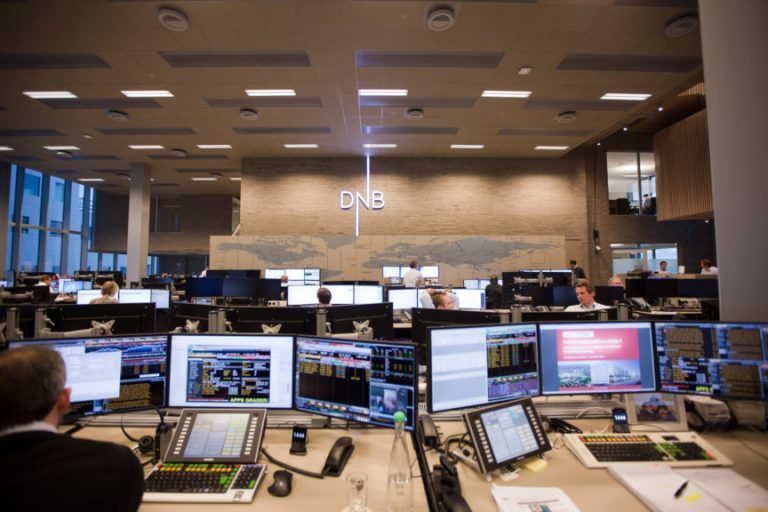 Oppstartselskap hevder de bruker DNB Markets til pengejakt på 425 millioner kroner. – Bare tull, sier DNB-direktør