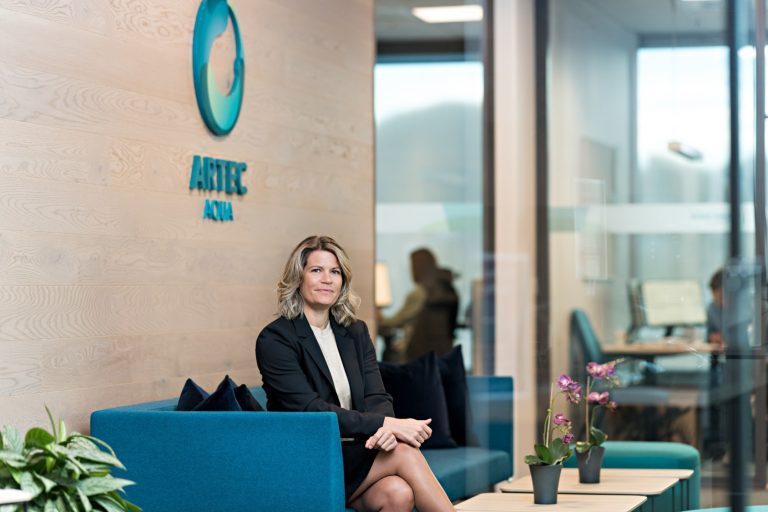 Lederbytte i Artec Aqua