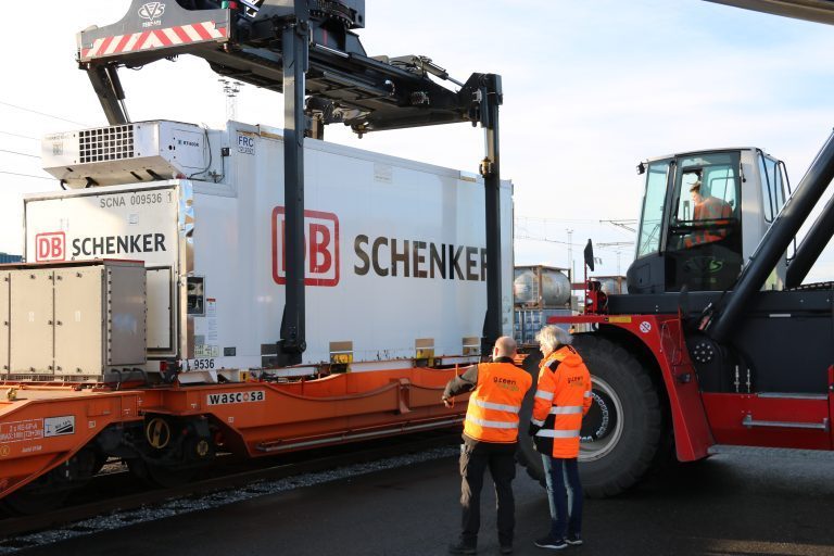 DSV kjøper Schenker for 169,6 milliarder kroner