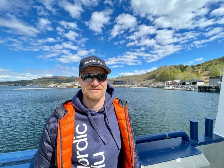 – Man kan ikke på noen måte forsvare å pumpe havet på land