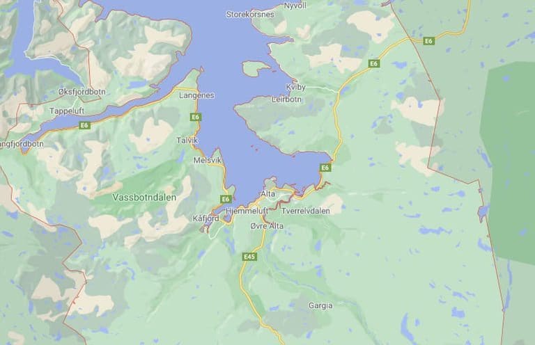 15.000 liter klor i sjøen ved lakseslakteri i Alta