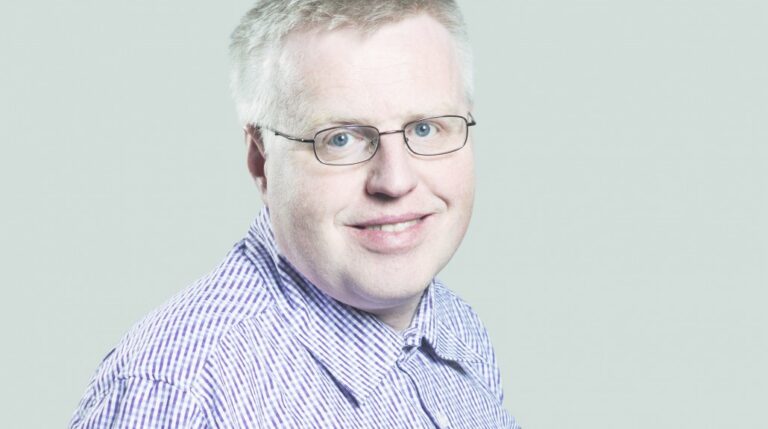 – De overlater jo alle problemene til SalMar. Jeg er ikke trygg på at styret tar situasjonen alvorlig