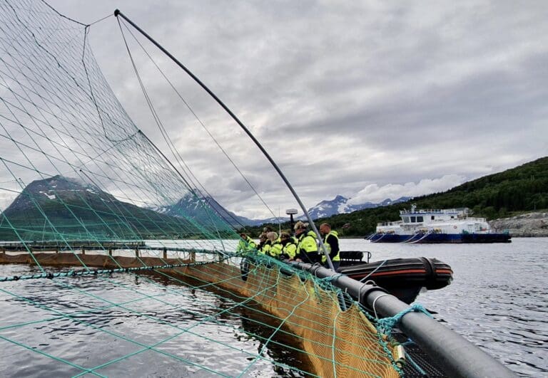 Starter mekling for arbeidere i havbruk og fiskeoppdrett
