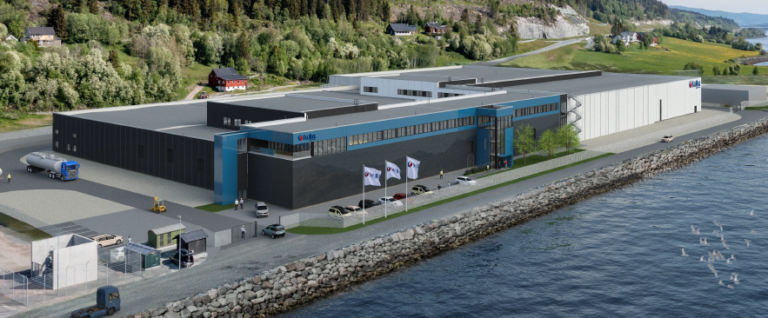 14 sykepleiere søkte jobb som fiskerøktere ved SalMar Tjuin