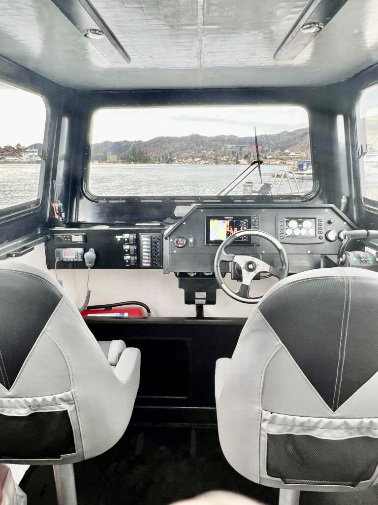FishGLOBE har utviklet og produsert sin første PE-arbeidsbåt i Flekkefjord