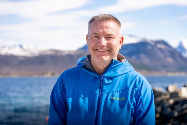 Per Erik Hagen legger uniformen på hylla og blir HR-sjef i Nordlaks