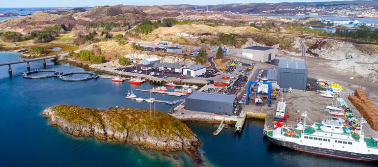 Nærøysund Aquaservice selger Abelvær Slip til Maritim Power