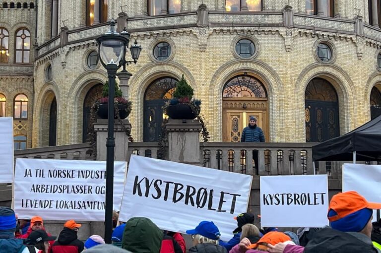 Hvem fôret DN og VG med innsideinformasjon om lakseskatten?
