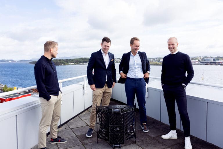 Grieg Kapital og Momentum går inn i Remora Robotics – vil endre notvasking og bedre fiskehelsen