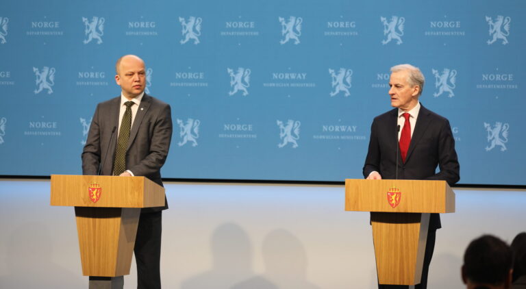 Hvorfor måtte de gjøre det så dyrt og komplisert?