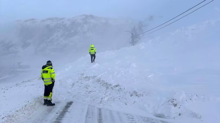 Hammerfest isolert for femte gang i år: – Vi har ingen alternative ruter ut fra slakteriet