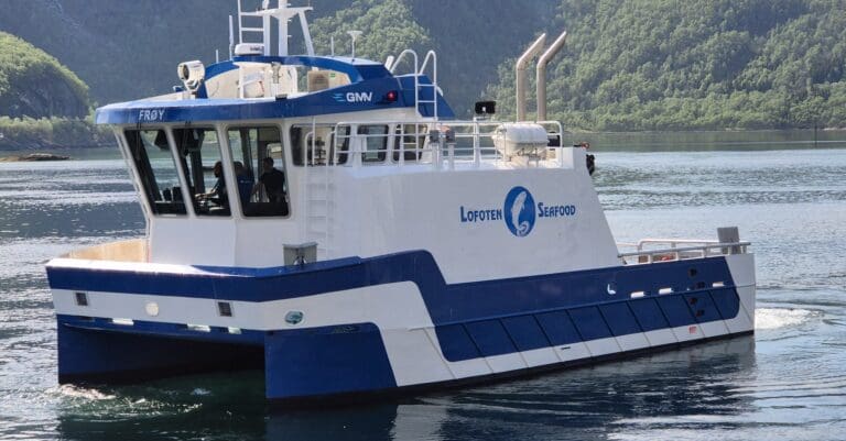 Her er Lofoten Sjøprodukters nye oppdrettskatamaran