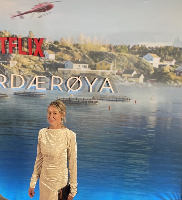 &laquo;Milliardærøya&raquo; trenger mange seere for ny sesong. Nå kommer drahjelp fra storaviser