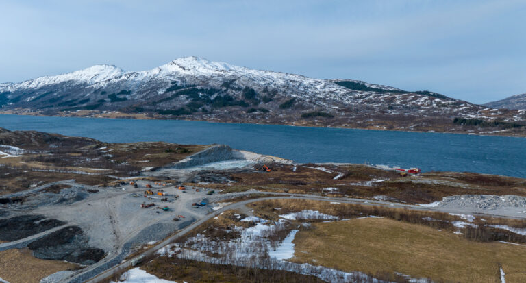 Utenlandsk milliardkapital bak landbasert oppdrett på Helgeland. Det er ikke tilfeldig