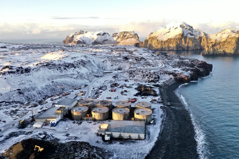AKVA group signerer ny kontrakt med islandsk landoppdretter