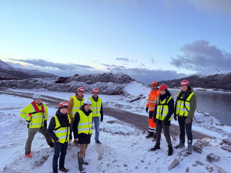 Framo med pumpe-leveranse til Arctic Seafarm